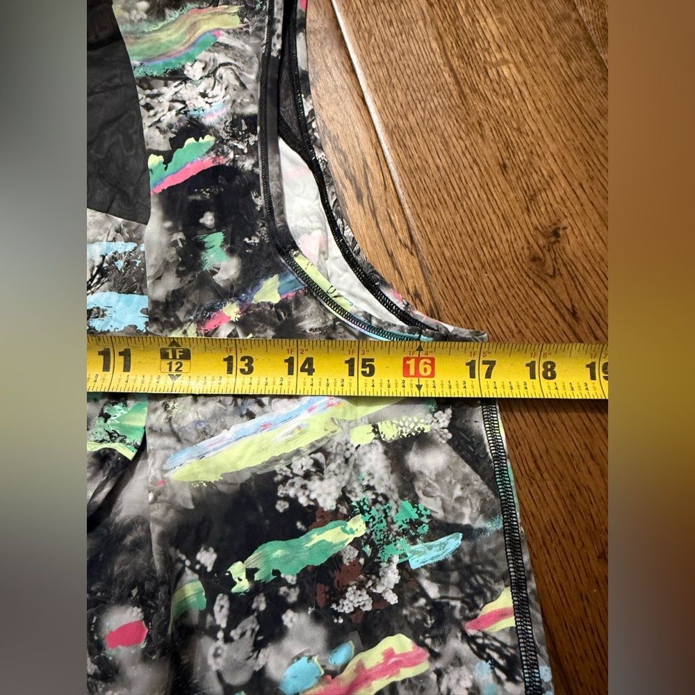 Lululemon Sculpt Cropped Tank Top in Paint Drift Multi Size 6 - Picture 9 of 10